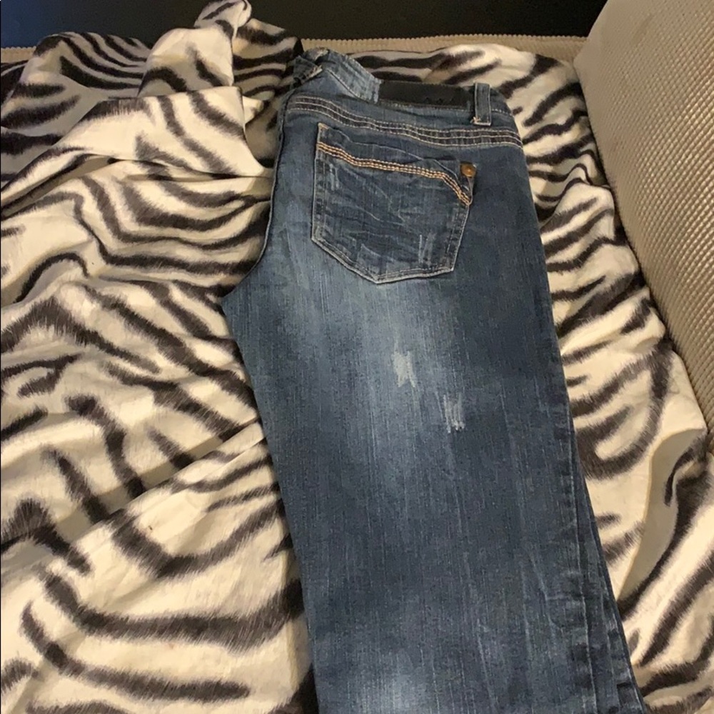 Jeans - Picture 2 of 5